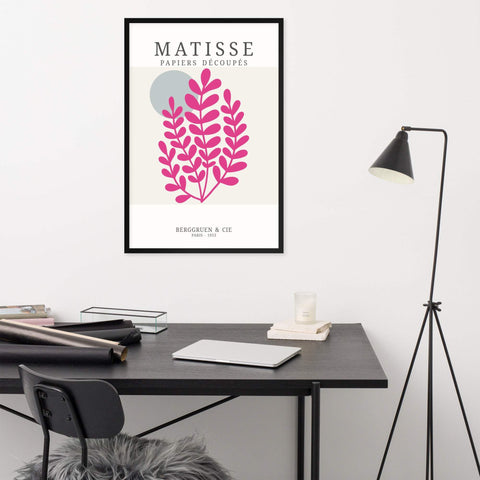 “Pink Coral Garden – Papiers Découpés” 24x36" framed poster